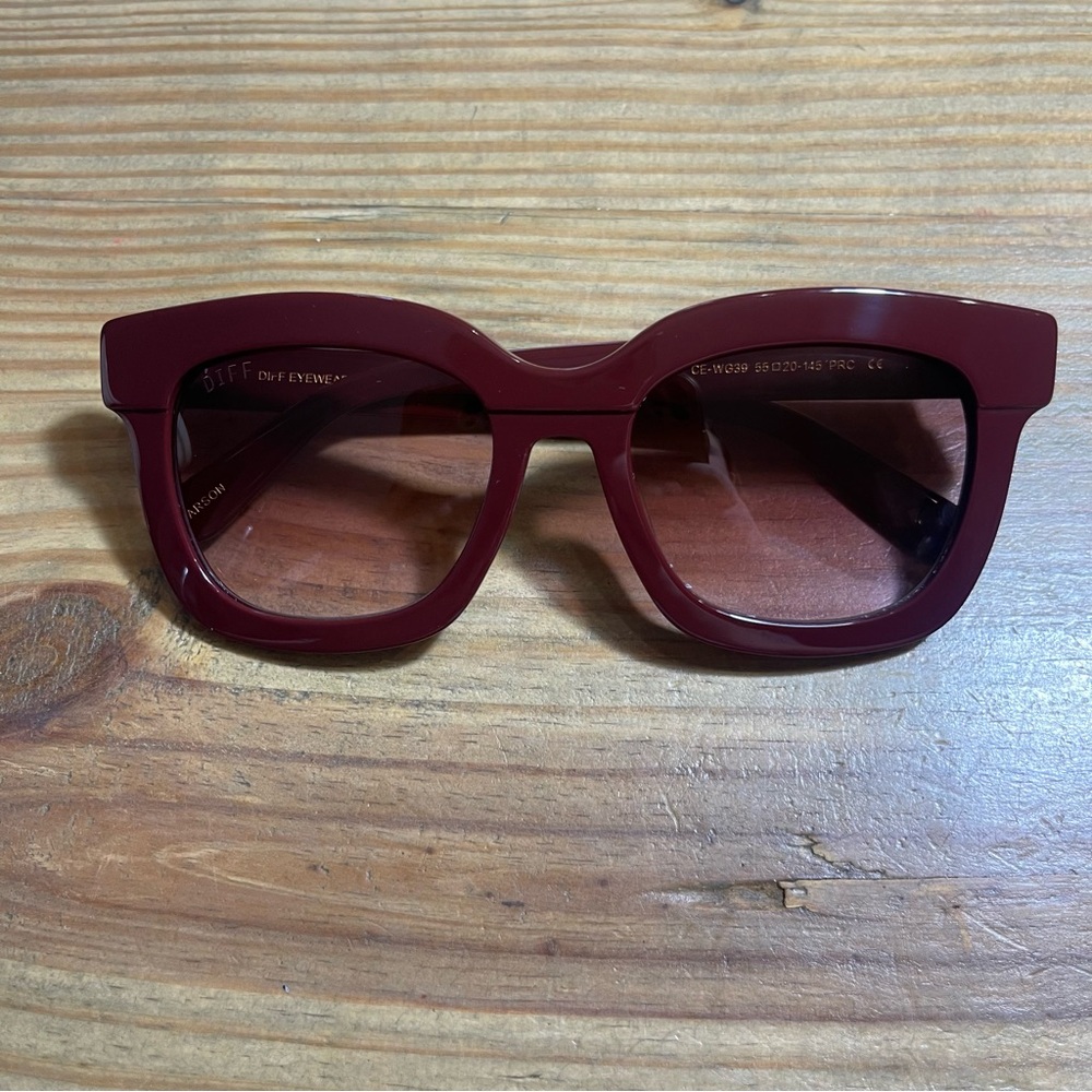 Diff Eyewear “Carson” Sunglasses